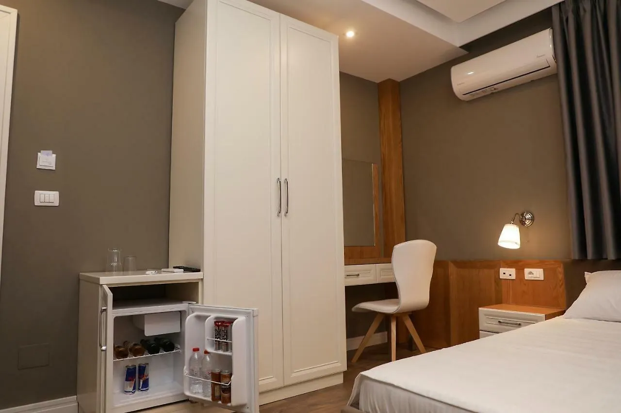 Hotel Romeo Korce 0*,