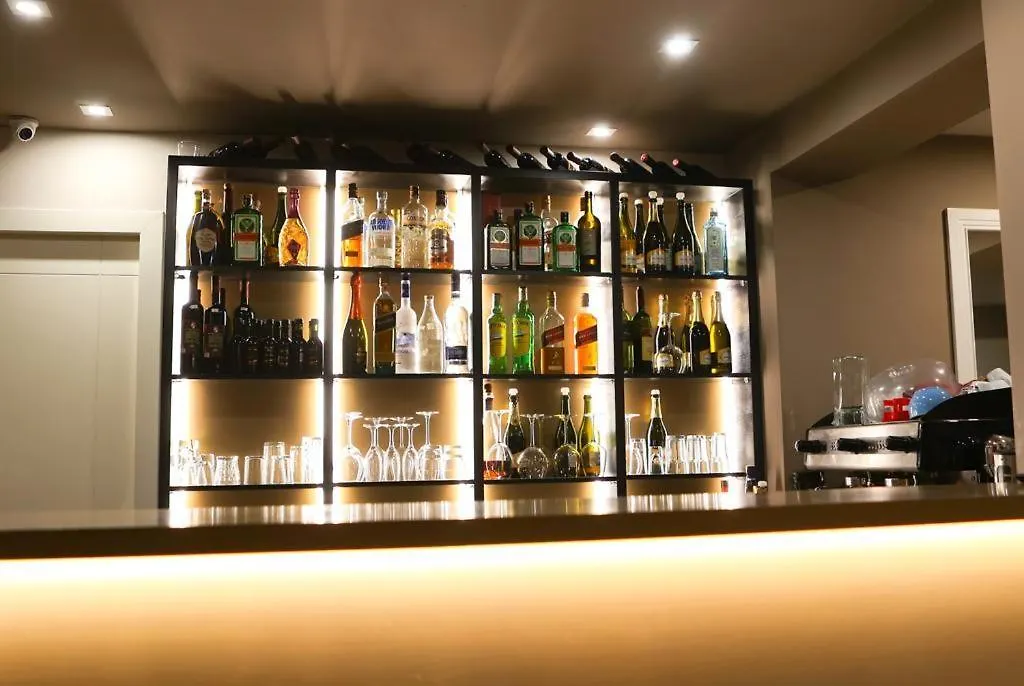 Hotel Romeo Korce